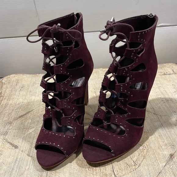 BCBG Shoes - BCBG heels size 8 New
